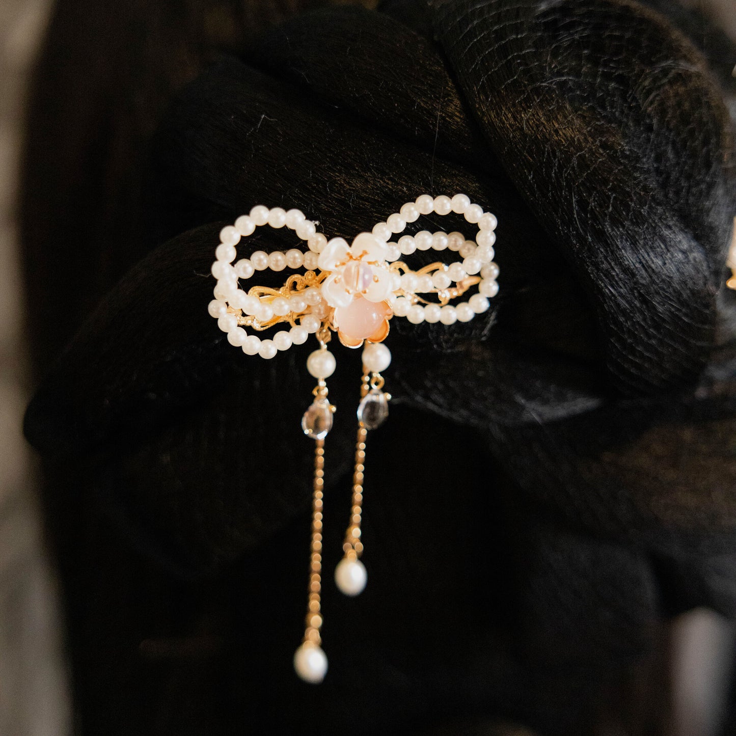 Faux pearl butterfly design hair clip 仿珍珠蝴蝶发夹