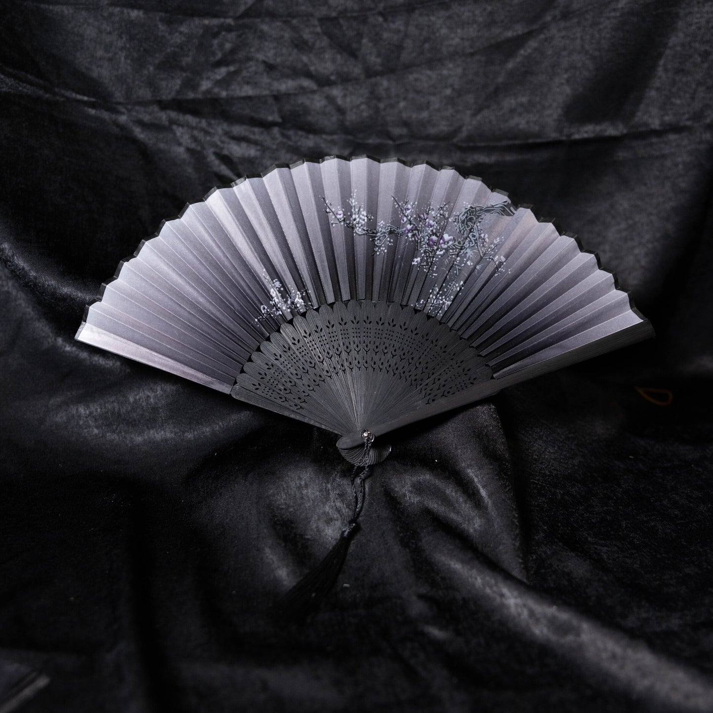 Folding fan, plum blossom 折扇-疏影