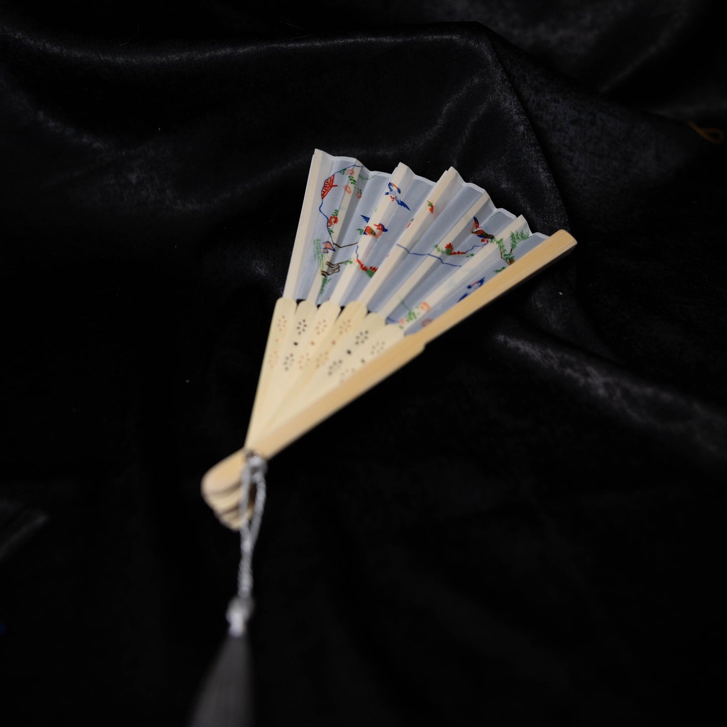 Folding fan, Huaniao 折扇-花鸟裙